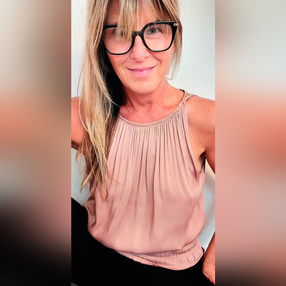 By Together Women's Sleeveless Top - Blush Size Small